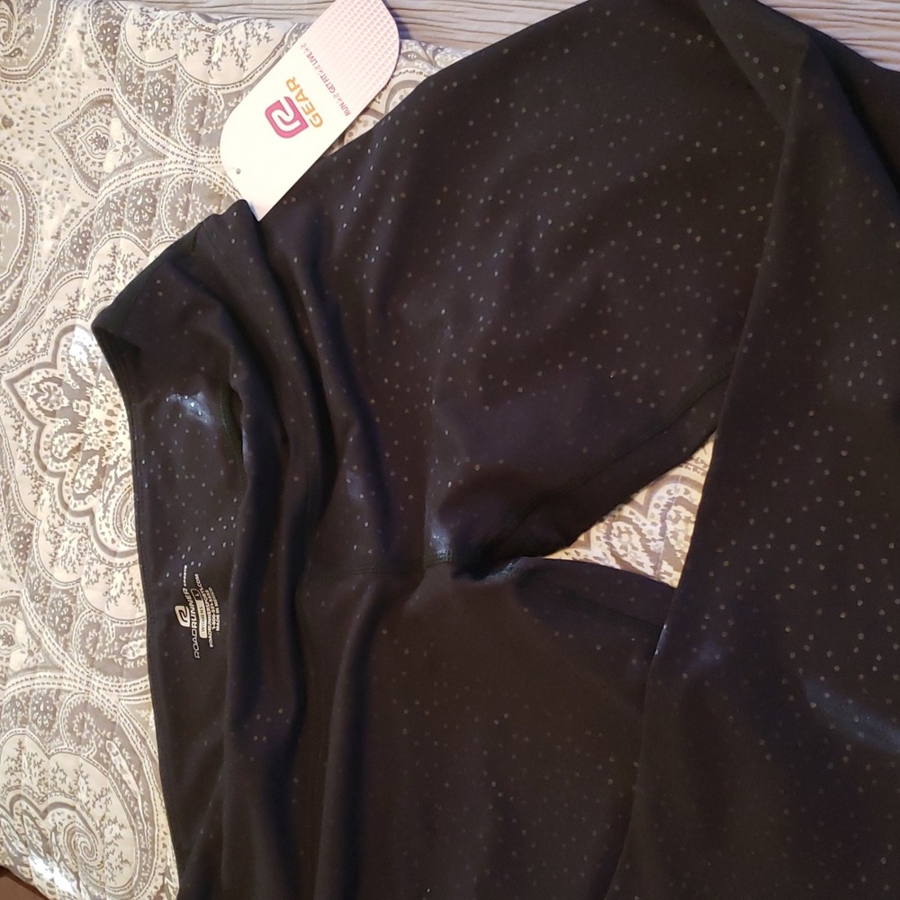 Road Runner black leggings size large